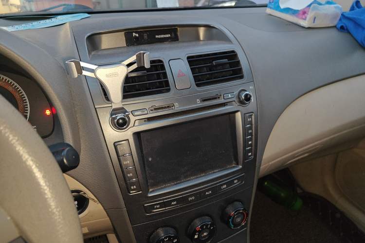Used BYD L3 2012 1.5L Manual Comfort Edition Audio And AC Panel