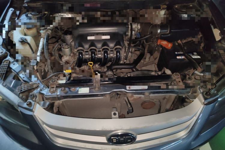 Used BYD L3 2012 1.5L Manual Comfort Edition Engine Bay