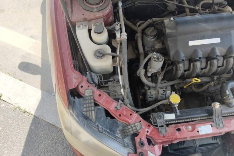Used BYD L3 2012 1.5L Manual Luxury Version Engine Bay Right