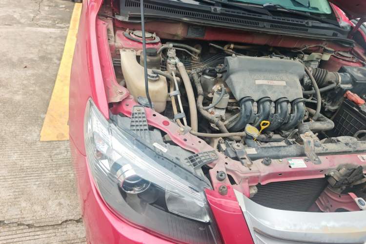 Used BYD L3 2012 1.5L Manual Comfort Edition Engine Bay Right
