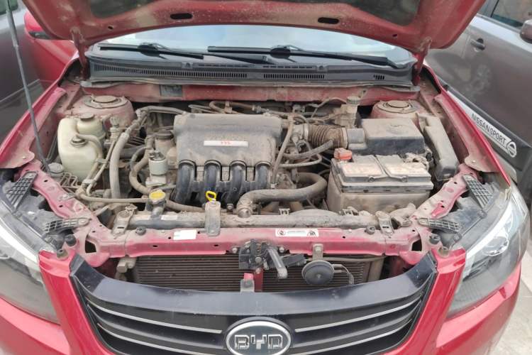 Used BYD L3 2012 1.5L Manual Luxury Version Engine Bay