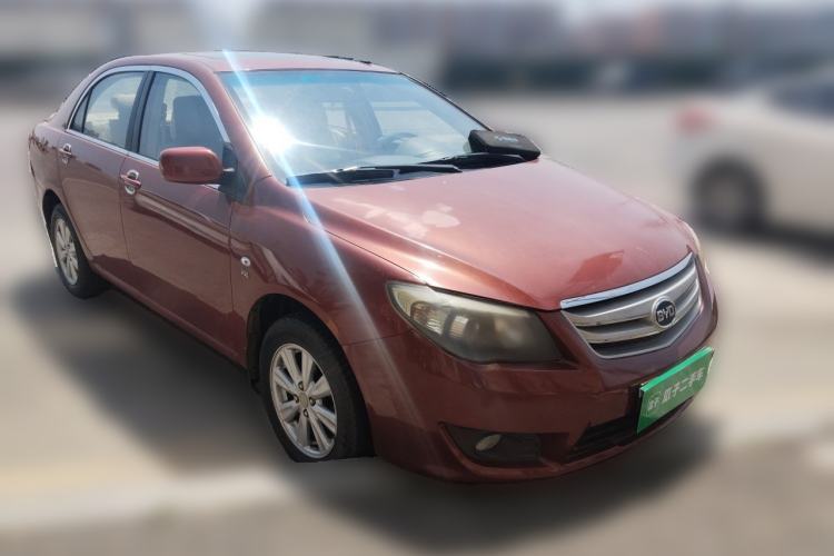 Used BYD L3 2012 1.5L Manual Luxury Version Front Right 45 Deg