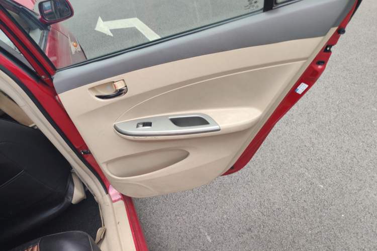 Used BYD L3 2012 1.5L Manual Comfort Edition Right Rear Door Interior