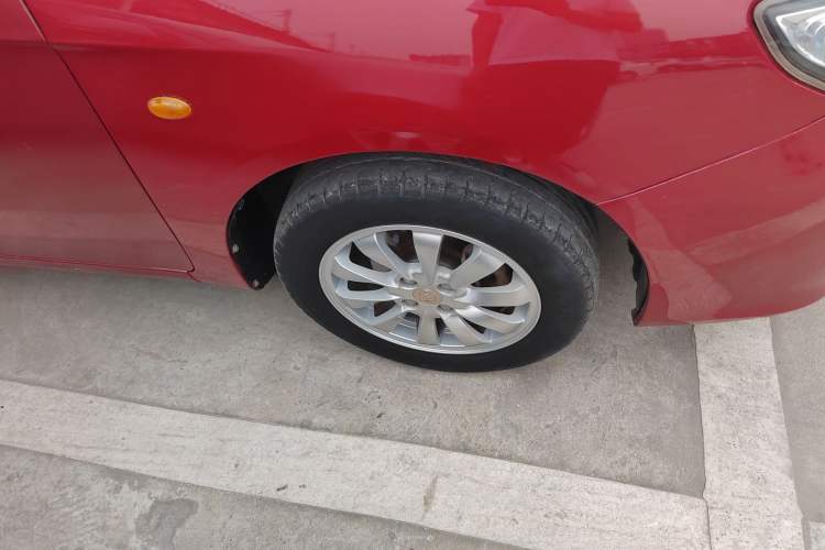 Used BYD L3 2012 1.5L Manual Luxury Version Right Rear Wheel Hub