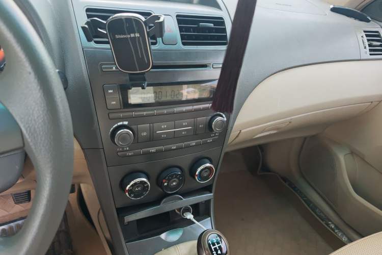 Used BYD L3 2012 1.5L Manual Comfort Edition Audio And AC Panel