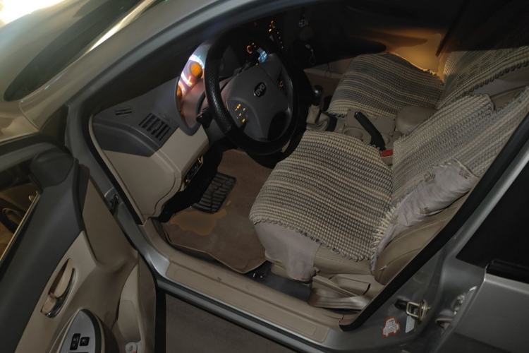 Used BYD L3 2012 1.5L Manual Luxury Version Driver Seat