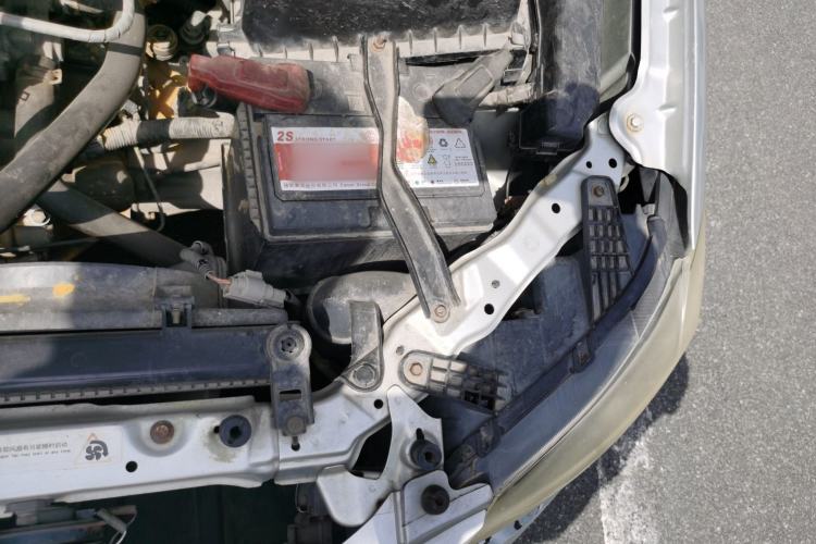 Used BYD L3 2012 1.5L Manual Comfort Edition Engine Bay Left