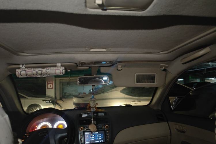 Used BYD L3 2012 1.5L Manual Luxury Version Headliner