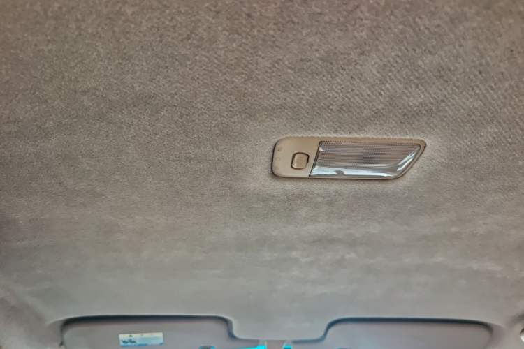 Used BYD L3 2012 1.5L Manual Comfort Edition Headliner