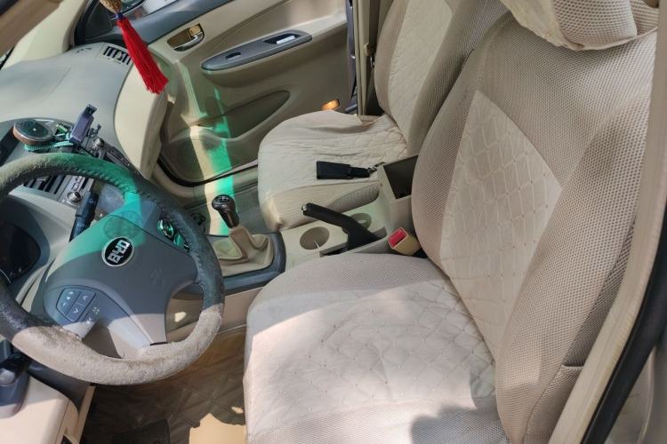 Used BYD L3 2012 1.5L Manual Luxury Version Left Front Seat