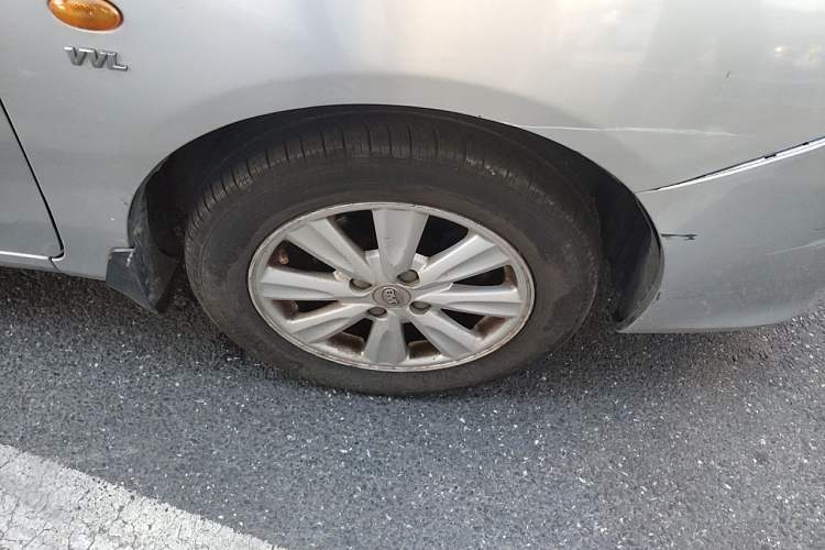Used BYD L3 2012 1.5L Manual Comfort Edition Right Front Wheel Hub