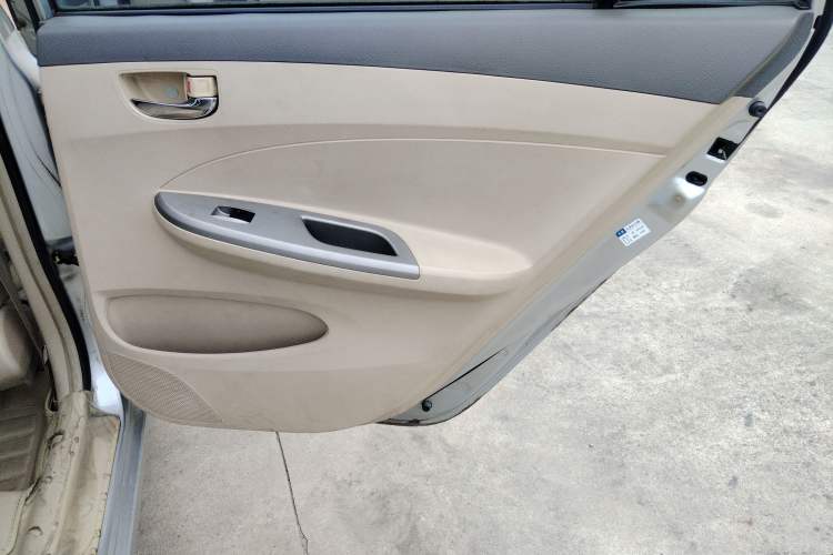 Used BYD L3 2012 1.5L Manual Comfort Edition Right Rear Door Interior