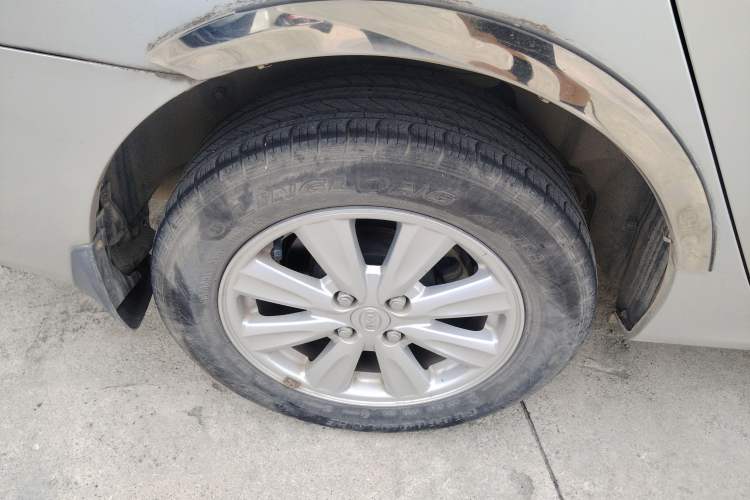 Used BYD L3 2012 1.5L Manual Comfort Edition Right Rear Wheel Hub
