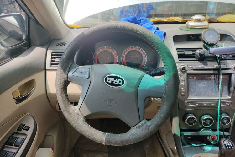 Used BYD L3 2012 1.5L Manual Luxury Version Steering Wheel