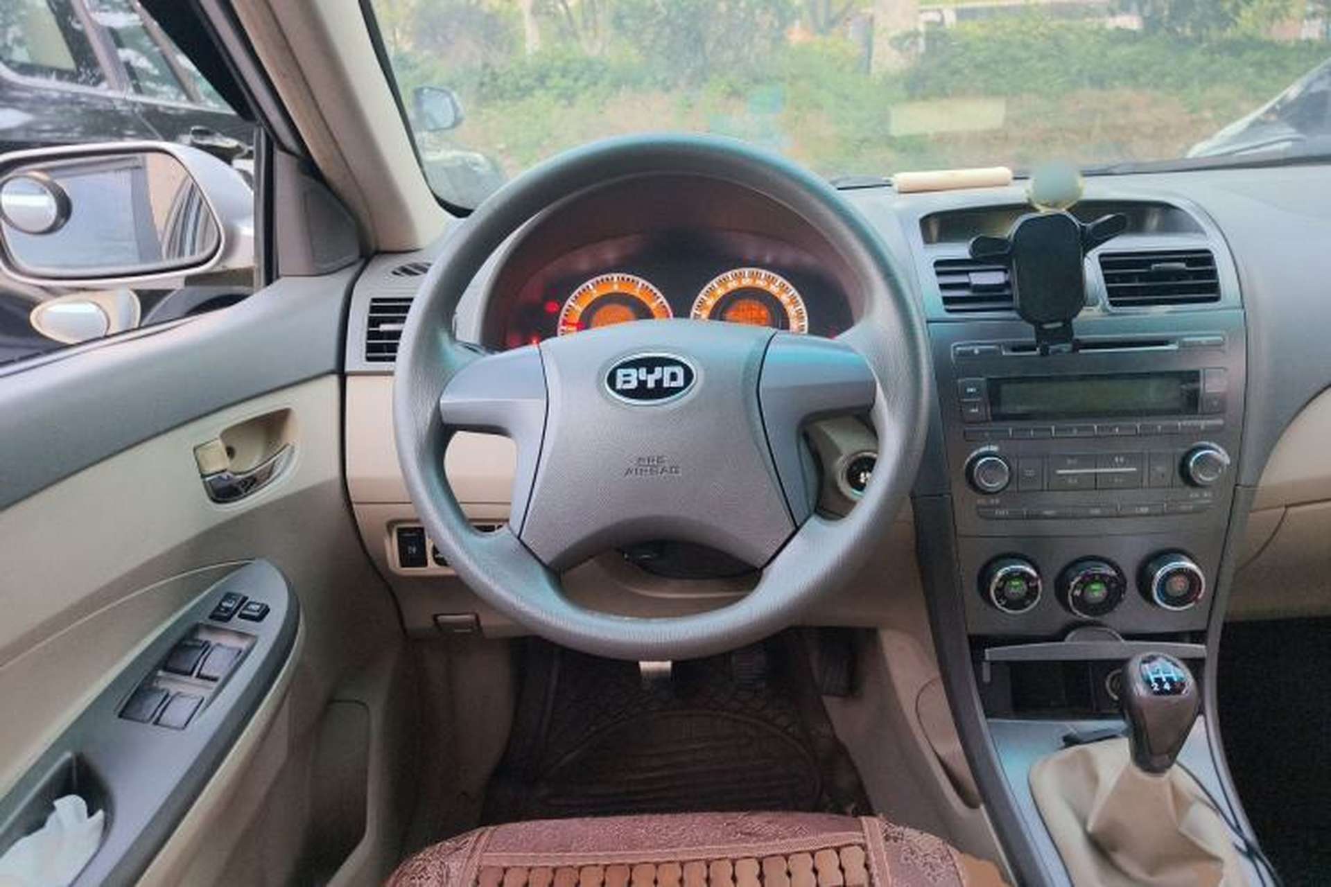 Used BYD L3 2012 1.5L Manual Luxury Version Steering Wheel