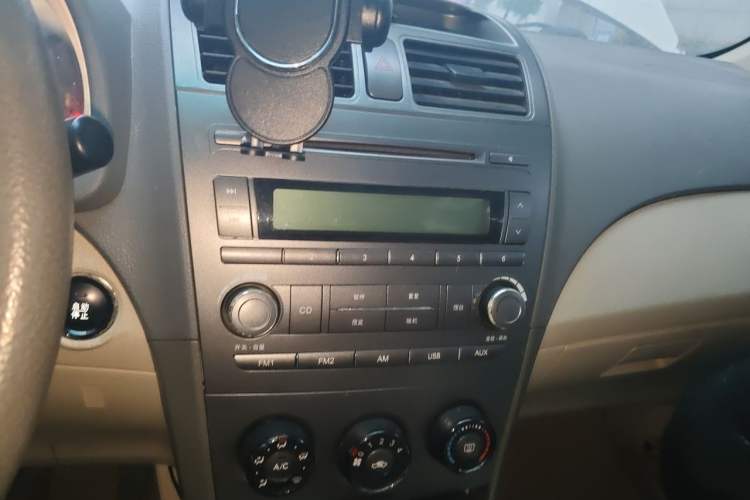Used BYD L3 2012 1.5L Manual Comfort Edition Audio And AC Panel