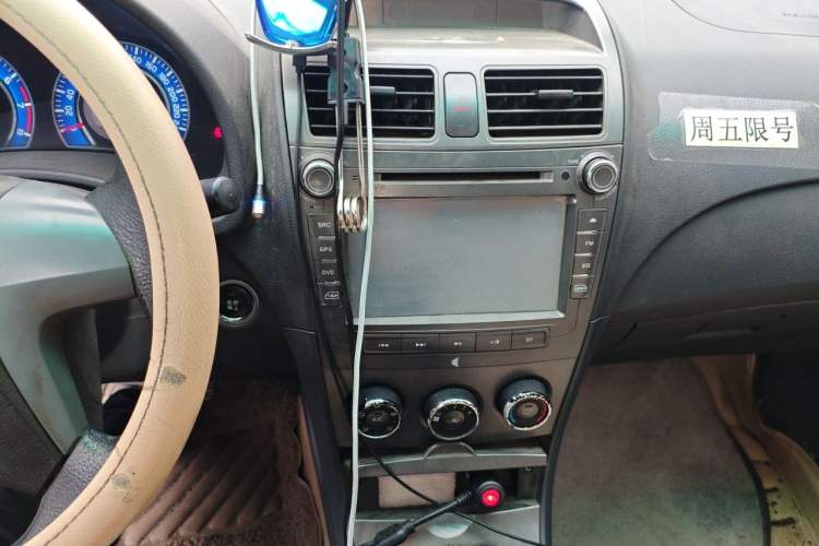 Used BYD L3 2012 1.5L Manual Comfort Edition Audio And AC Panel