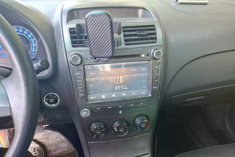 Used BYD L3 2012 1.5L Manual Comfort Edition Audio And AC Panel