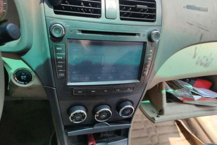 Used BYD L3 2012 1.5L Manual Comfort Edition Audio And AC Panel