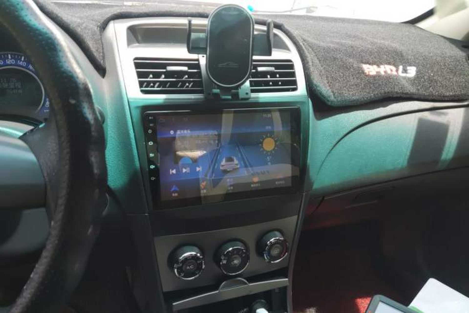 Used BYD L3 2012 1.5L Manual Comfort Edition Audio And AC Panel