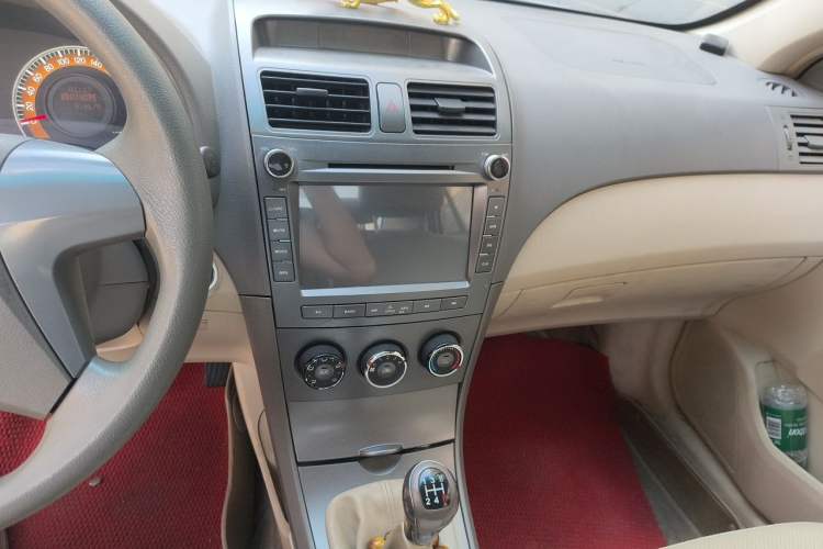 Used BYD L3 2012 1.5L Manual Comfort Edition Audio And AC Panel