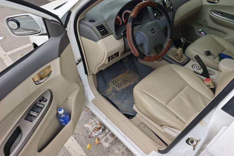 Used BYD L3 2012 1.5L Manual Comfort Edition Driver Seat