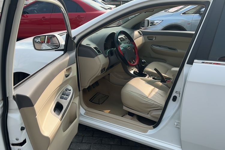 Used BYD L3 2012 1.5L Manual Comfort Edition Driver Seat