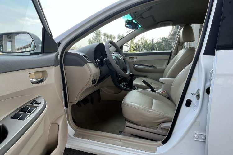 Used BYD L3 2012 1.5L Manual Comfort Edition Driver Seat