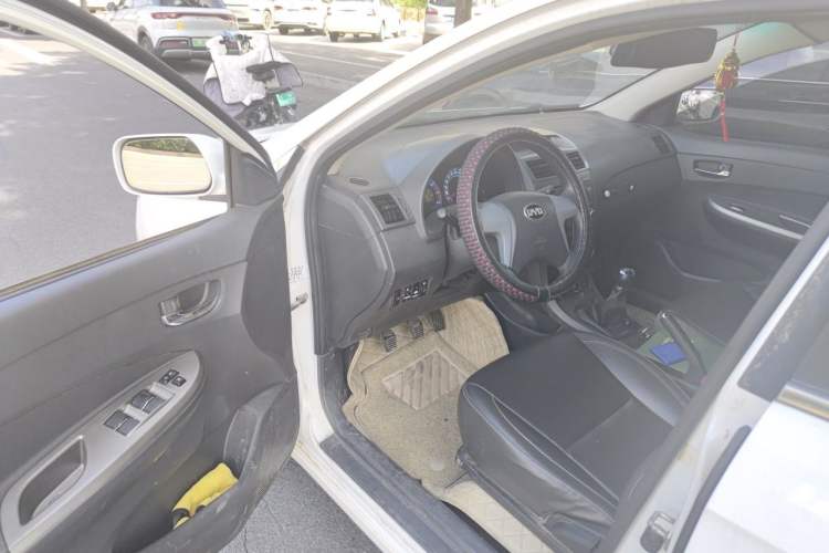 Used BYD L3 2012 1.5L Manual Comfort Edition Driver Seat