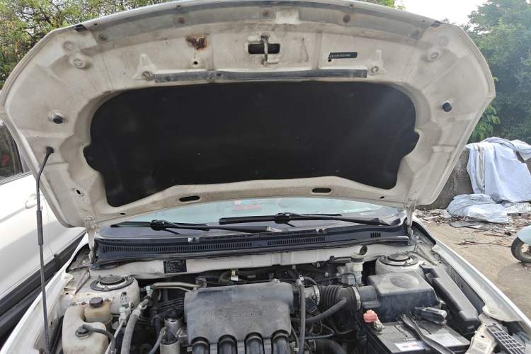 Used BYD L3 2012 1.5L Manual Comfort Edition Engine Bay