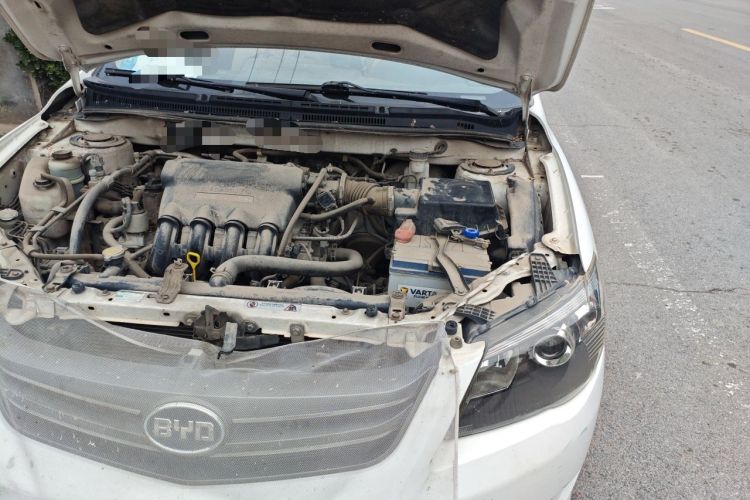 Used BYD L3 2012 1.5L Manual Comfort Edition Engine Bay Left