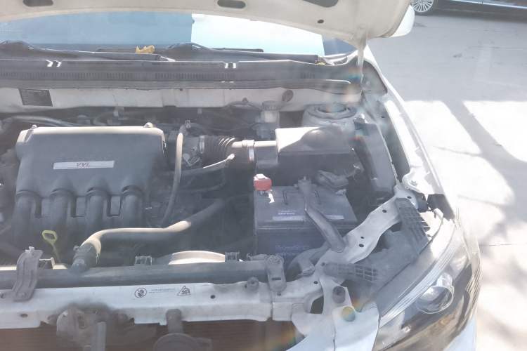 Used BYD L3 2012 1.5L Manual Luxury Version Engine Bay Left