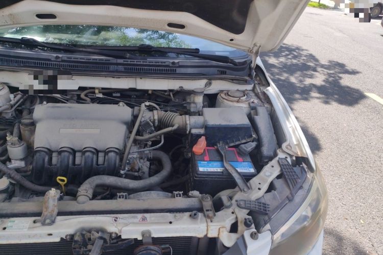 Used BYD L3 2012 1.5L Manual Comfort Edition Engine Bay Left