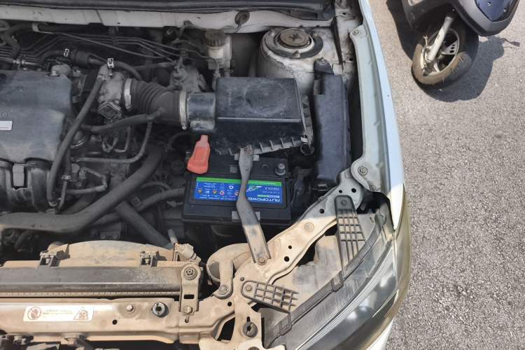 Used BYD L3 2012 1.5L Manual Comfort Edition Engine Bay Left