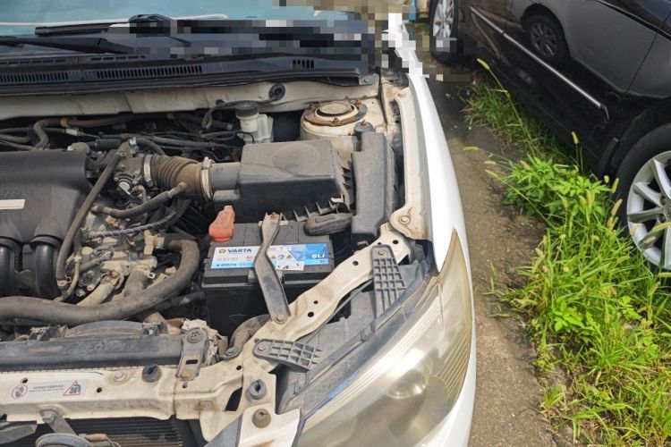 Used BYD L3 2012 1.5L Manual Comfort Edition Engine Bay Left