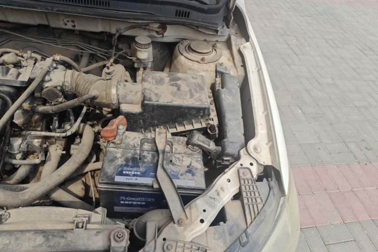 Used BYD L3 2012 1.5L Manual Comfort Edition Engine Bay Left