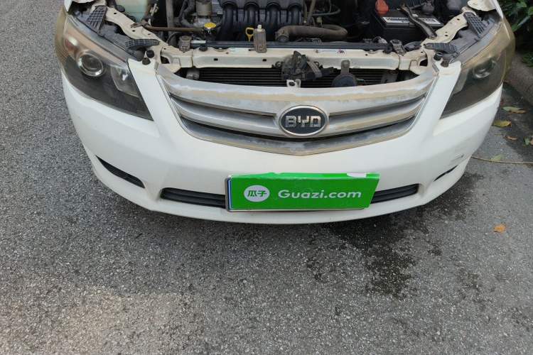 Used BYD L3 2012 1.5L Manual Comfort Edition Engine Bay