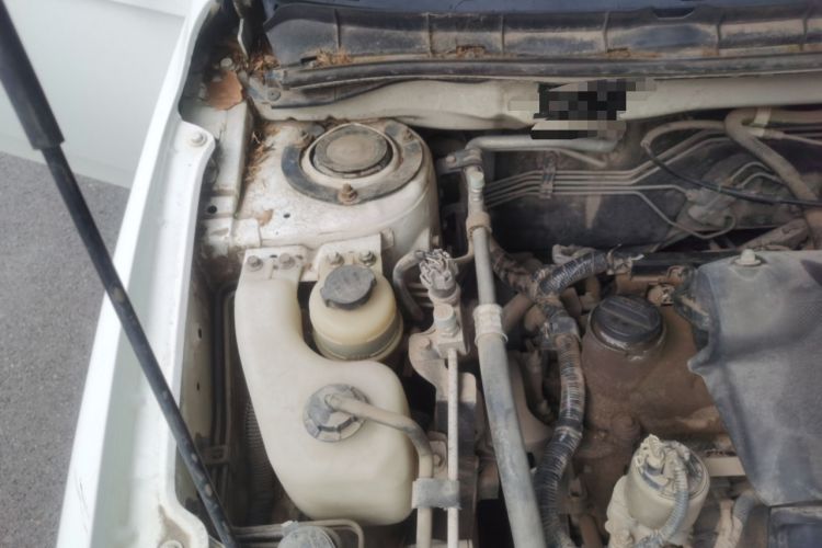 Used BYD L3 2012 1.5L Manual Comfort Edition Engine Bay Right
