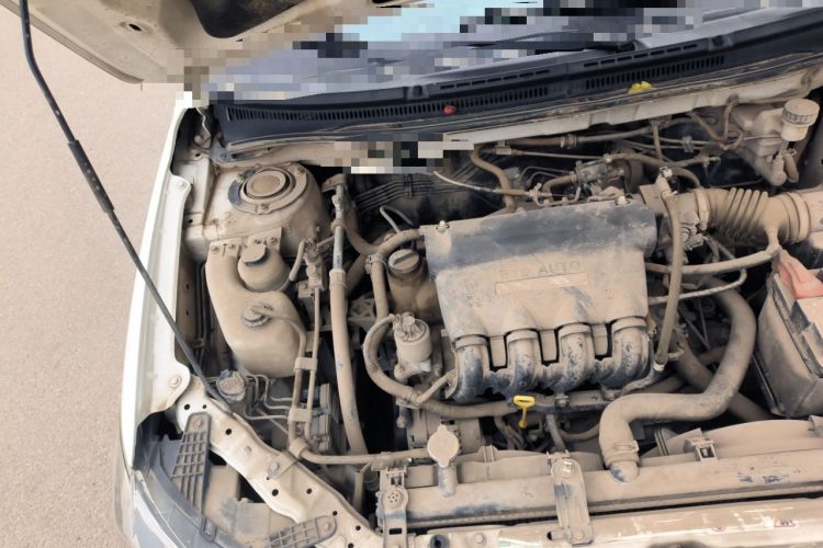 Used BYD L3 2012 1.5L Manual Comfort Edition Engine Bay Right