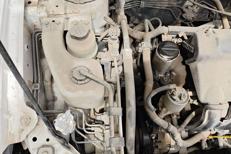 Used BYD L3 2012 1.5L Manual Comfort Edition Engine Bay Right