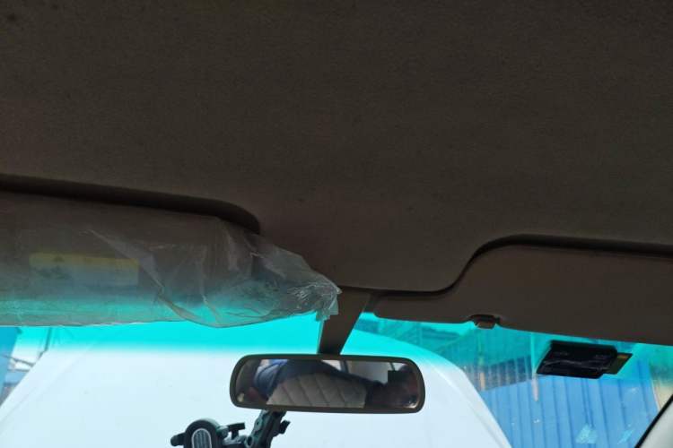 Used BYD L3 2012 1.5L Manual Comfort Edition Headliner