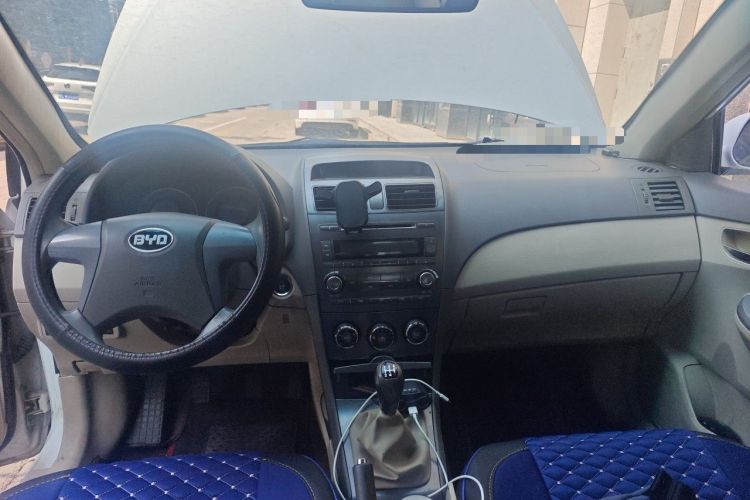 Used BYD L3 2012 1.5L Manual Comfort Edition Headliner