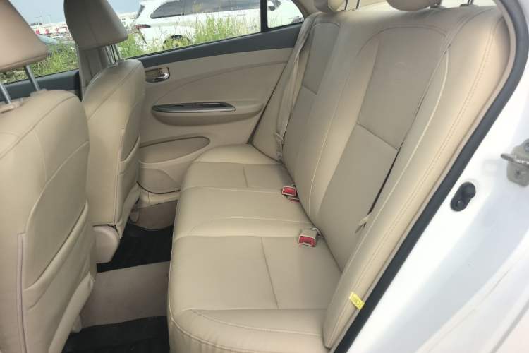 Used BYD L3 2012 1.5L Manual Comfort Edition Interior 1