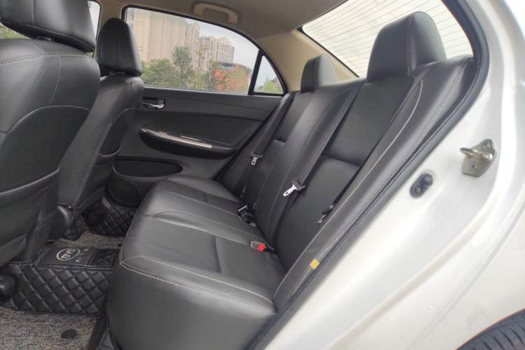 Used BYD L3 2012 1.5L Manual Comfort Edition Interior 1