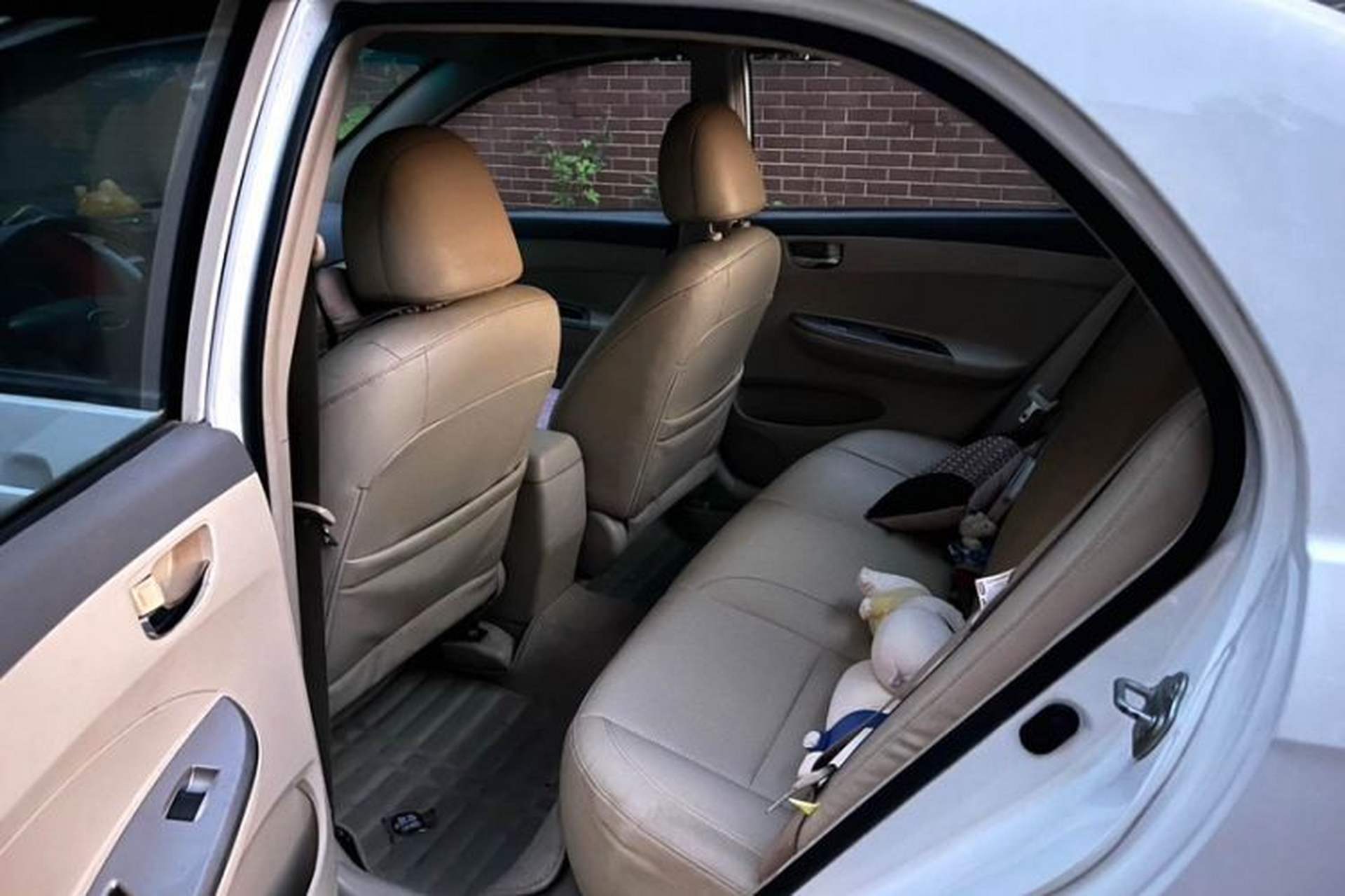 Used BYD L3 2012 1.5L Manual Comfort Edition Interior 4