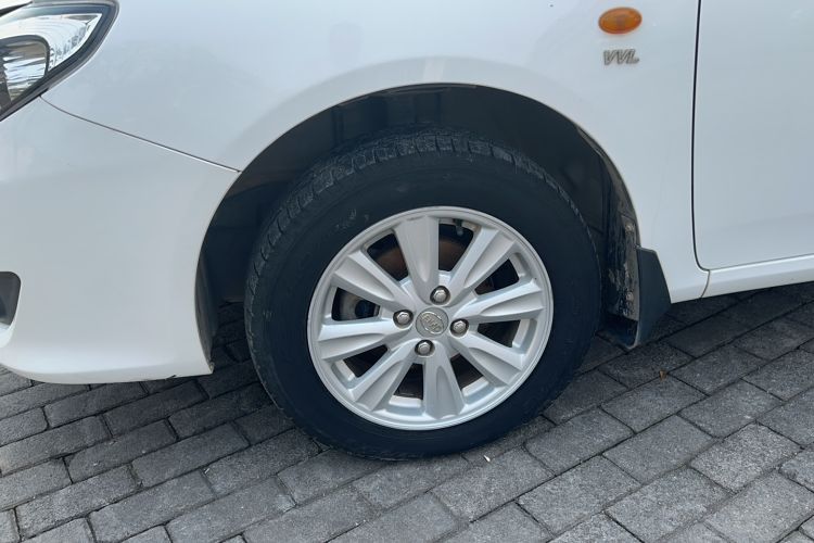 Used BYD L3 2012 1.5L Manual Comfort Edition Left Front Wheel Hub