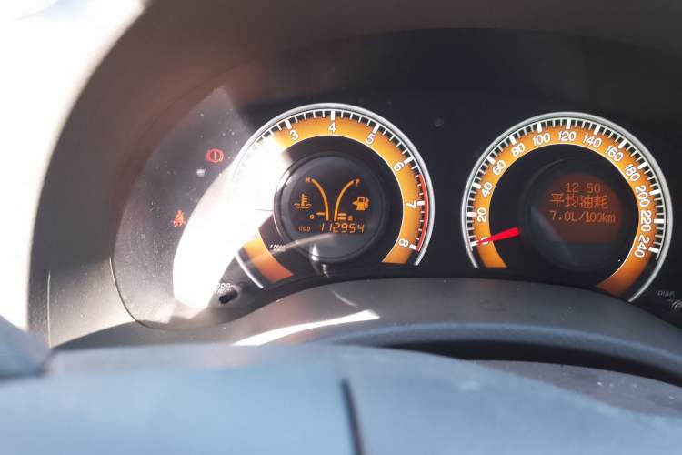 Used BYD L3 2012 1.5L Manual Luxury Version Odometer Close Up