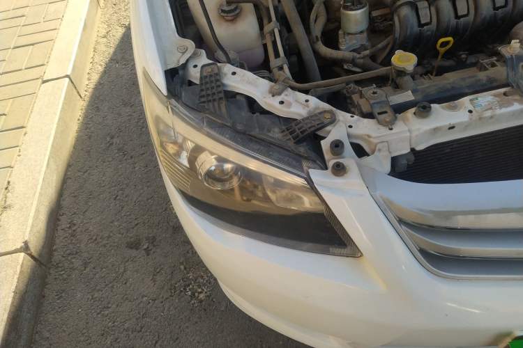 Used BYD L3 2012 1.5L Manual Comfort Edition Right Front Headlight