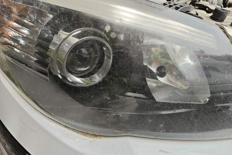 Used BYD L3 2012 1.5L Manual Comfort Edition Right Front Headlight