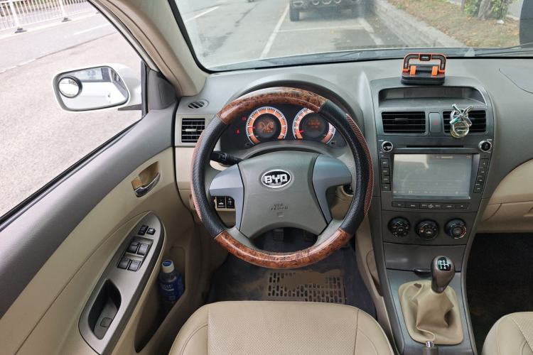 Used BYD L3 2012 1.5L Manual Comfort Edition Steering Wheel